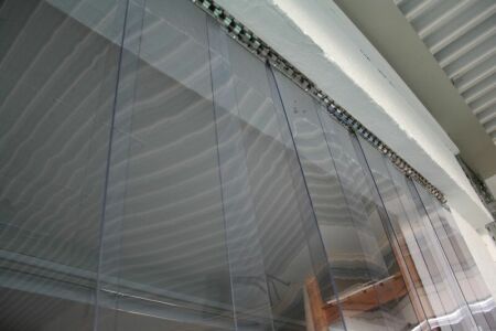 PVC Streifen 300 x 3 mm standard rot-transparent normal kältefest als  Zuschnitt